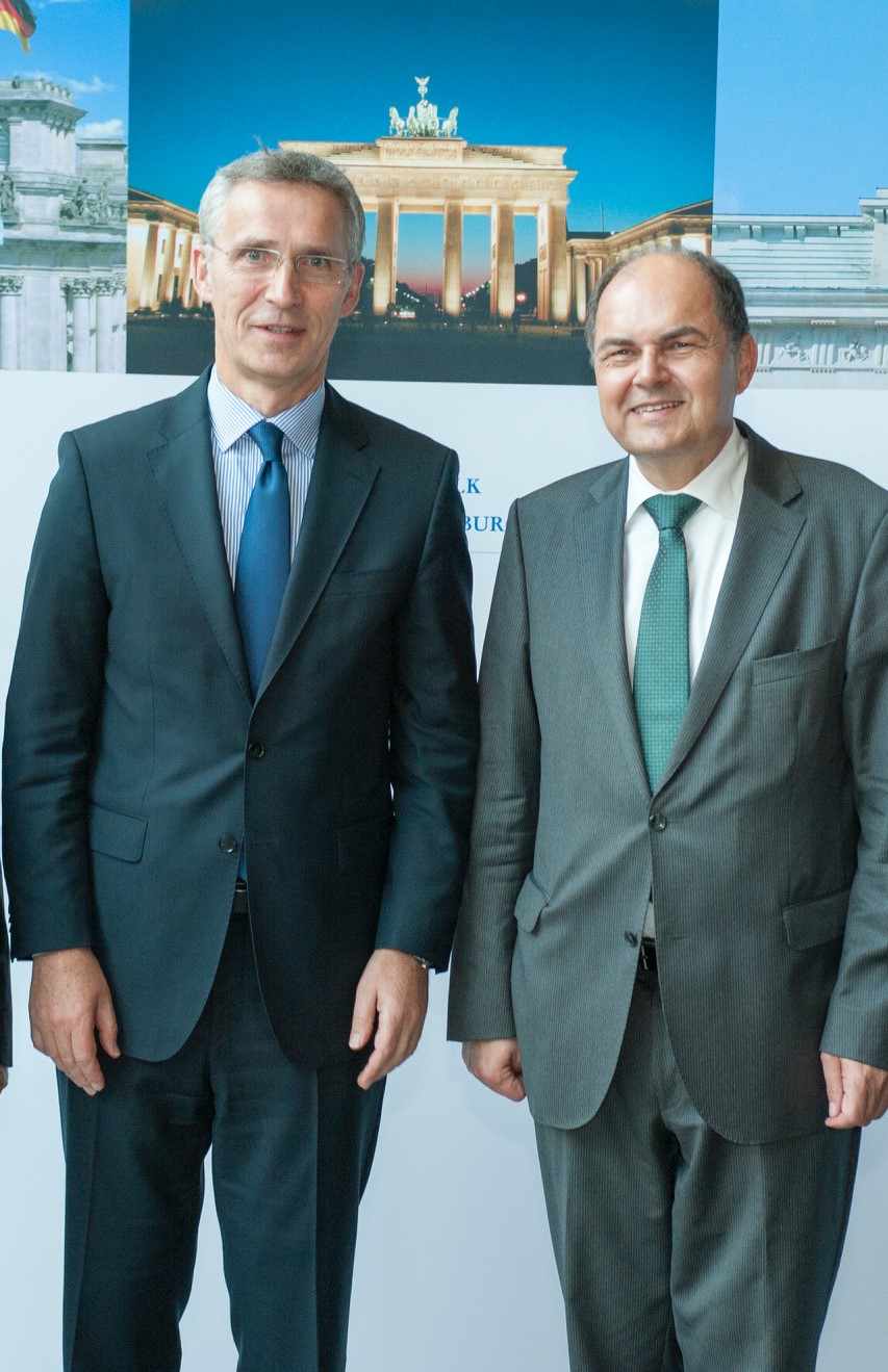 NATO Generalsekretr Jens Stoltenberg und Christian Schmidt MdB, Prsident der Deutschen Atlantischen Gesellschaft. 