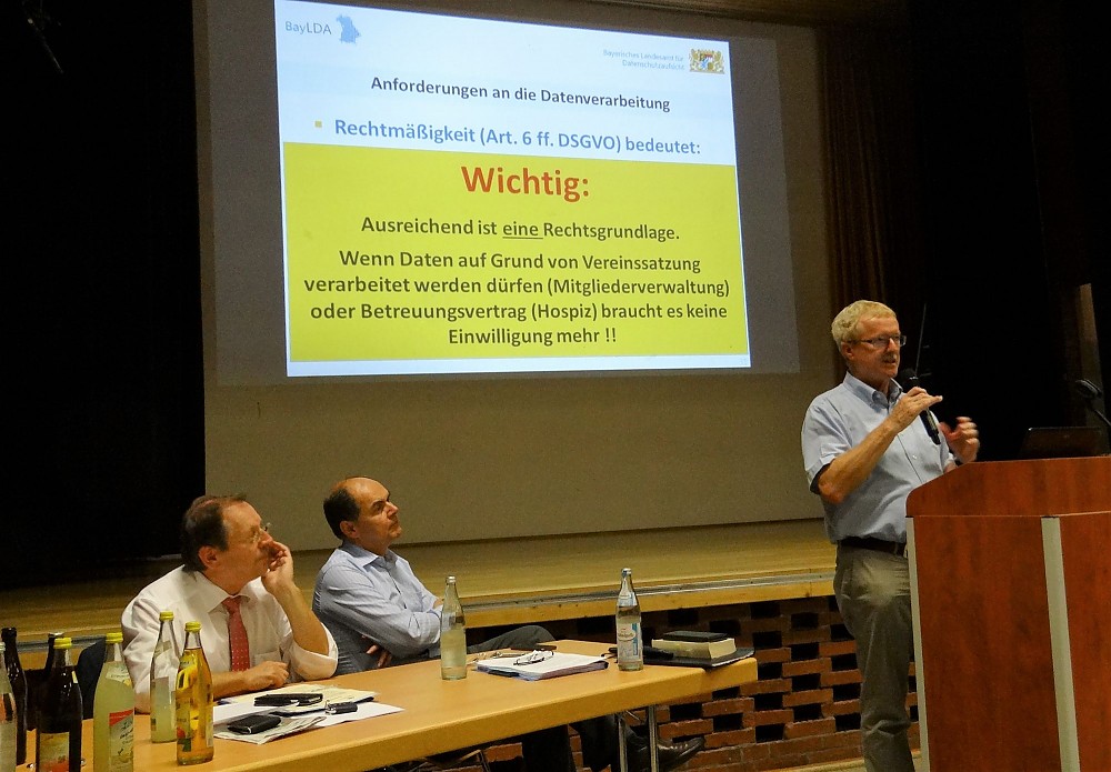 Thomas Kranig, Präsident des Bayerischen Landesamtes für Datenschutz, kam auf Einladung von Bundesminister a.D. Christian Schmidt MdB und Hans Herold MdL nach Wilhermsdorf. Thomas Kranig, Präsident des Bayerischen Landesamtes für Datenschutz, kam auf Einladung von Bundesminister a.D. Christian Schmidt MdB und Hans Herold MdL nach Wilhermsdorf.